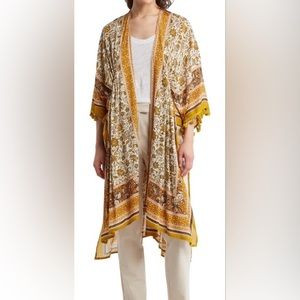 Vince Camuto Paisley Crinkle Ruana, Kimono, Cover-Up, Topper, Duster